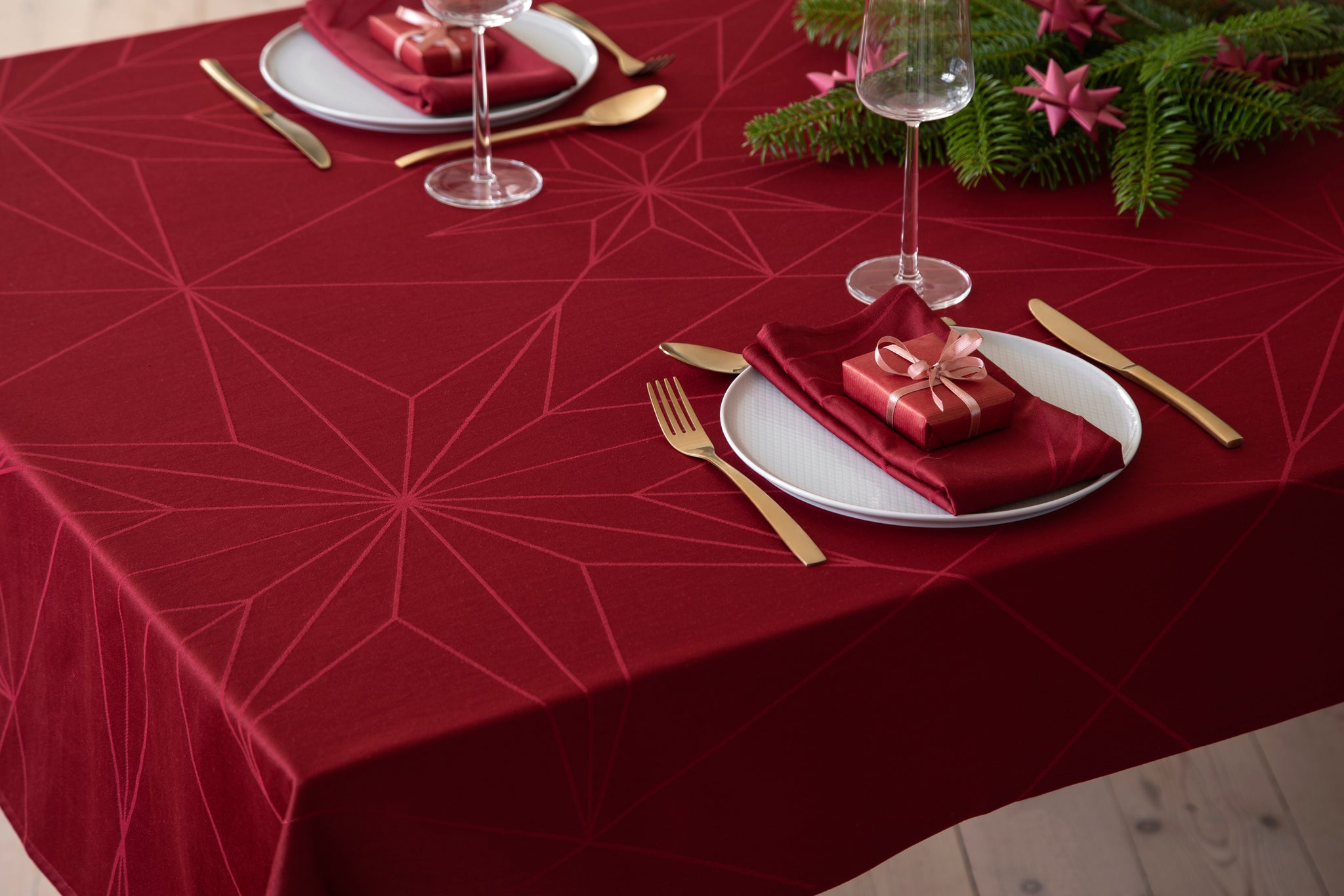 STARS tablecloth 370 cm - advent red